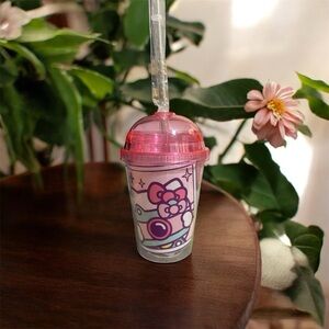 Hello Kitty Pink and Purple Party Cup